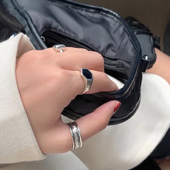 🔳Insta black geometric silver open ring - Picture 4 of 4